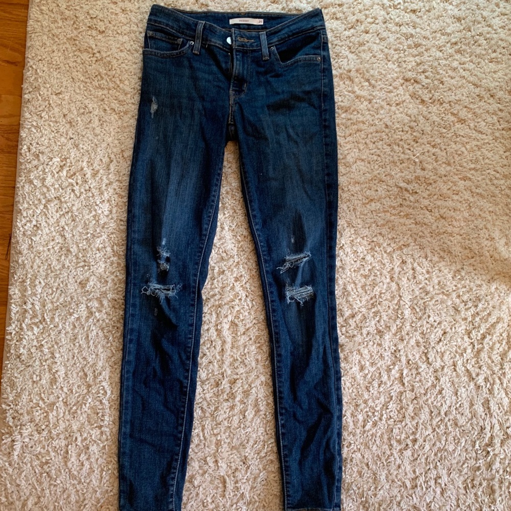Levi ripped skinny jeans